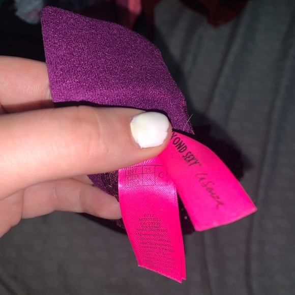 Beyond Sexy La Senza Bra - Picture 2 of 2